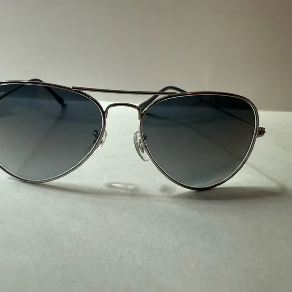 Ray-Ban Aviator Sunglasses RB3025 58mm Silver Frame & Gray Gradient Lenses003/32 - Picture 6 of 12